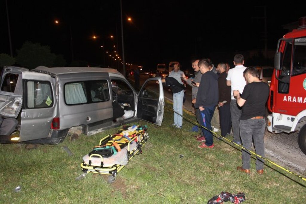 Samsun'un Çarşamba ilçesinde feci kaza: Aynı aileden 5 kişi öldü