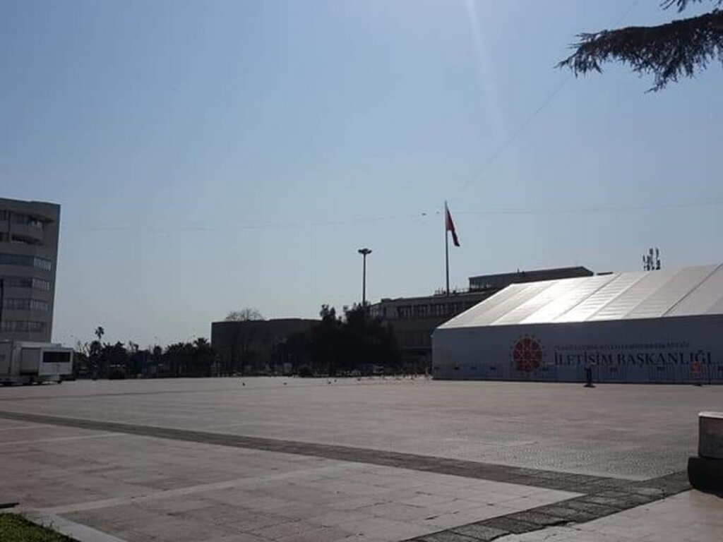 Samsun'da sokağa çıkma yasağı sonrası her yer ıssız kaldı