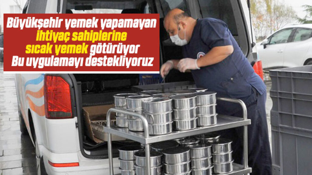 Samsun Büyükşehir yemek yapamayan ihtiyaç sahiplerine sıcak yemek götürüyor