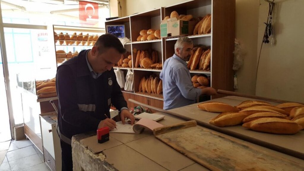 İlkadım Belediyesi Zabıtası Ramazan öncesi 21 fırını denetledi